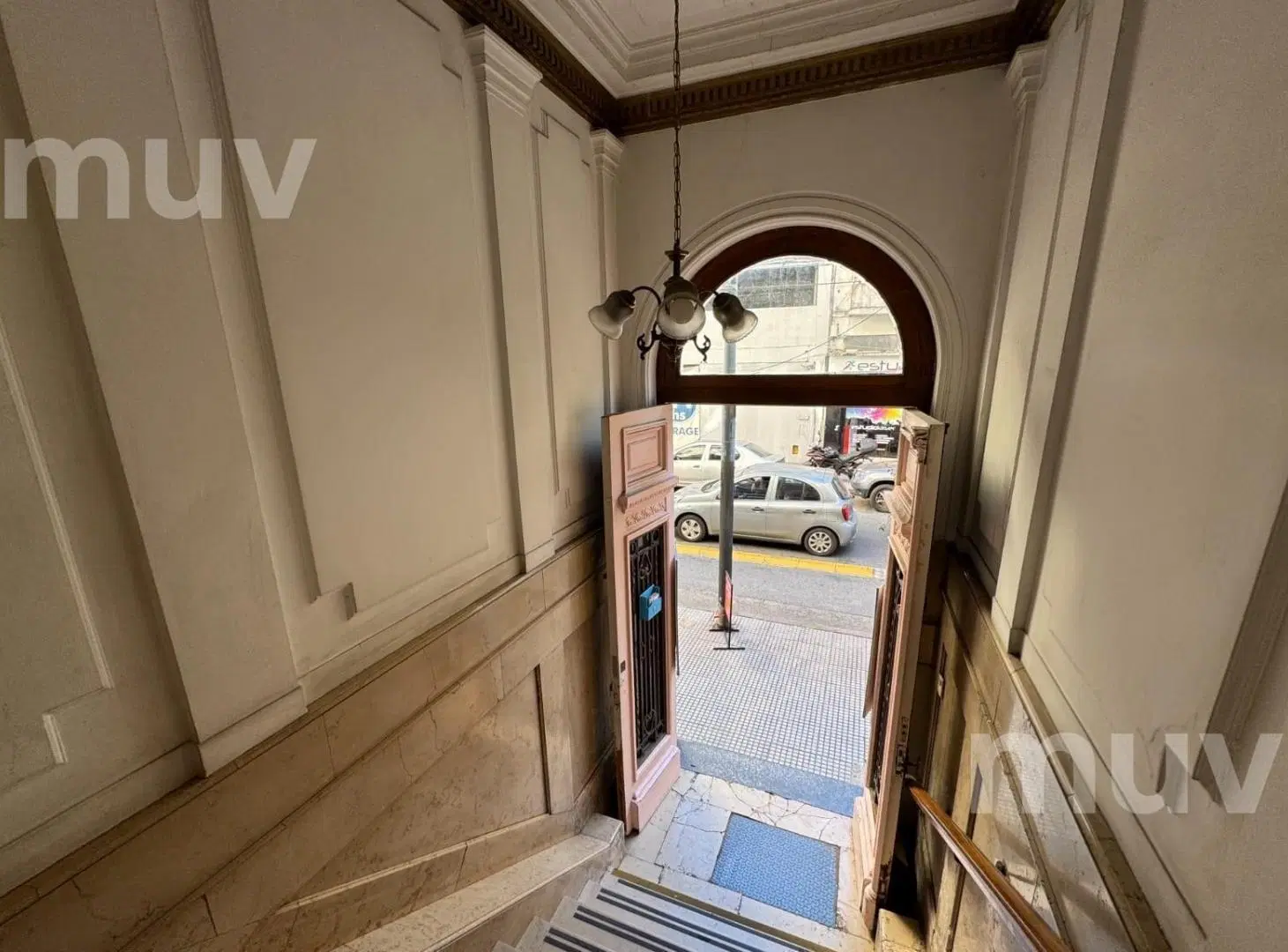 Tucumán 1700 - Local Comercial en Venta en Tribunales. Apto todo destino 3