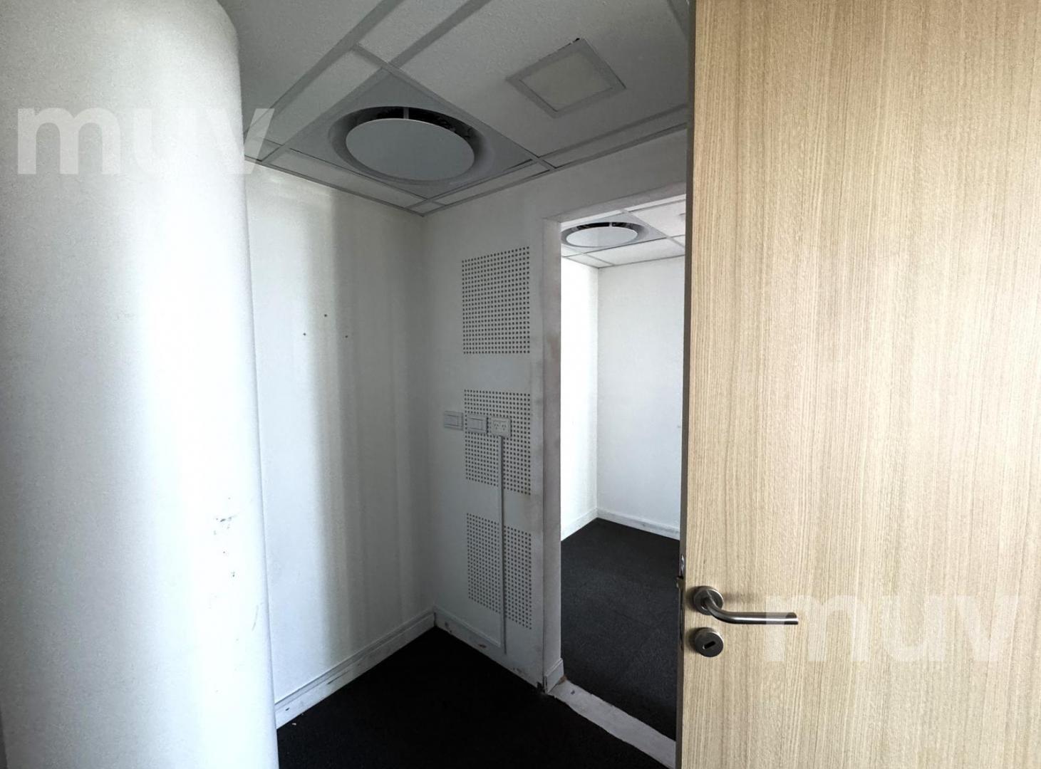 Foto de Luis María Campos 46 - Oficina Premium en Alquiler en Palermo con tres, imagen 2