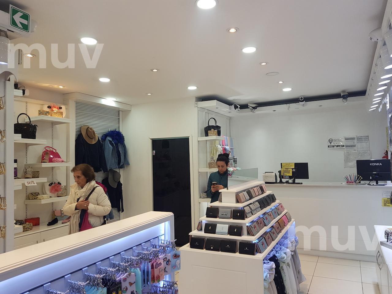 Foto de Cabildo 2200 - Local en Alquiler en Belgrano en excelente zona, imagen 2