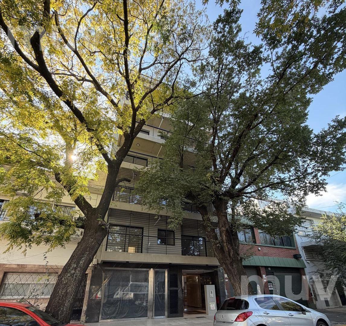 Foto de Cuenca 1100 - Local en Venta a estrenar en Flores, imagen 1