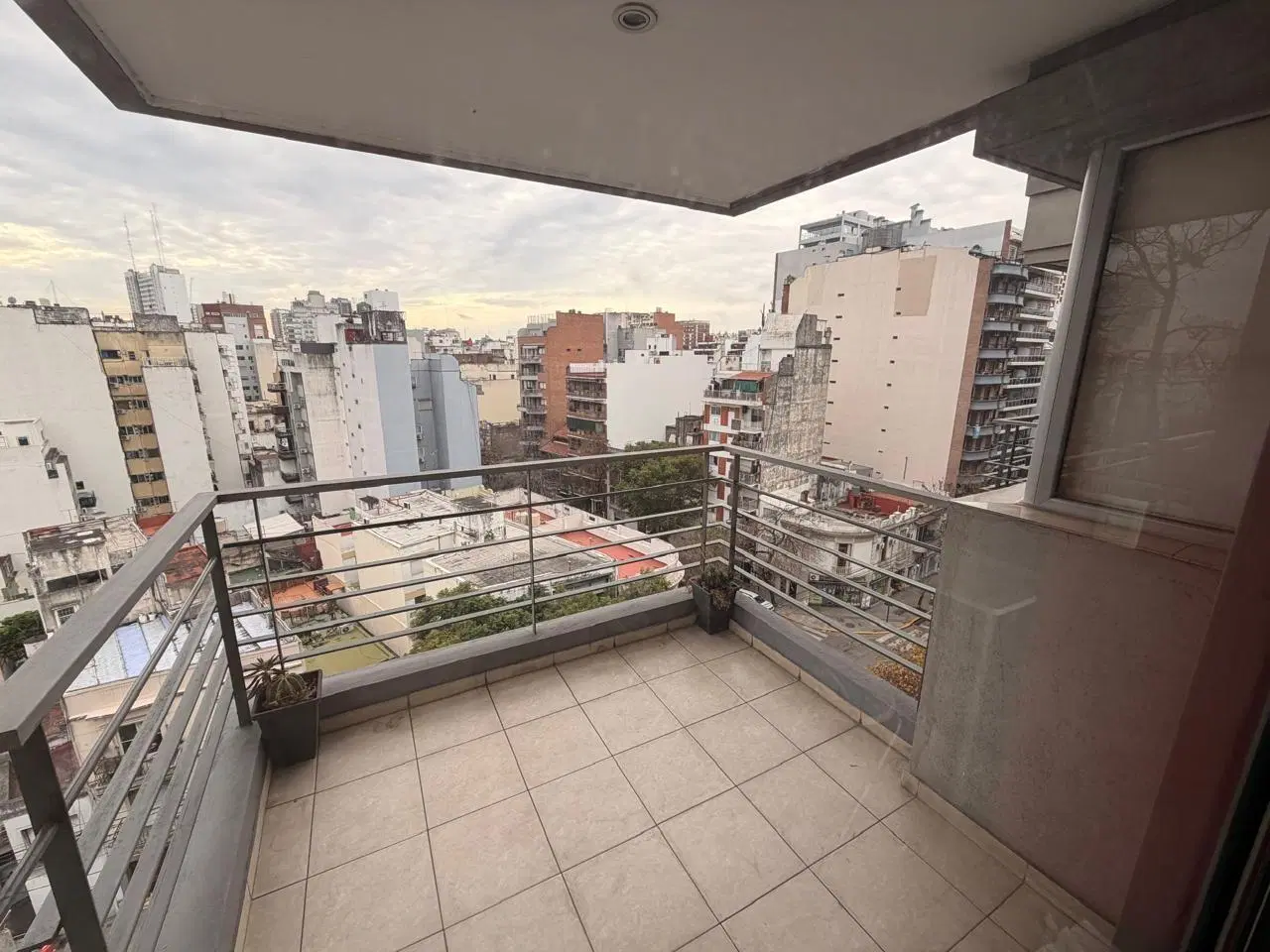 Departamento monoambiente. | JUAN BAUTISTA ALBERDI al 600 3