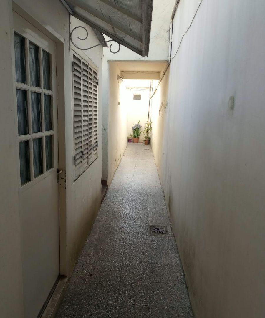 Foto de 2 Amb. Tipo Casa. Patio. Luminoso., imagen 2
