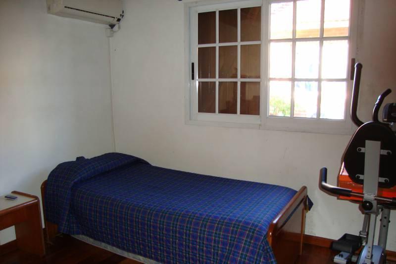 Foto de TRIPLEX DE 4 AMB , COCHERA en Venta en Ramos Mejia, imagen 4