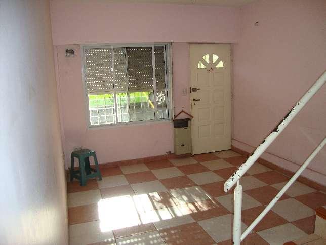 Foto de Venta - oportunidad - Triplex 4 amb. en Ramos Mejia, imagen 5