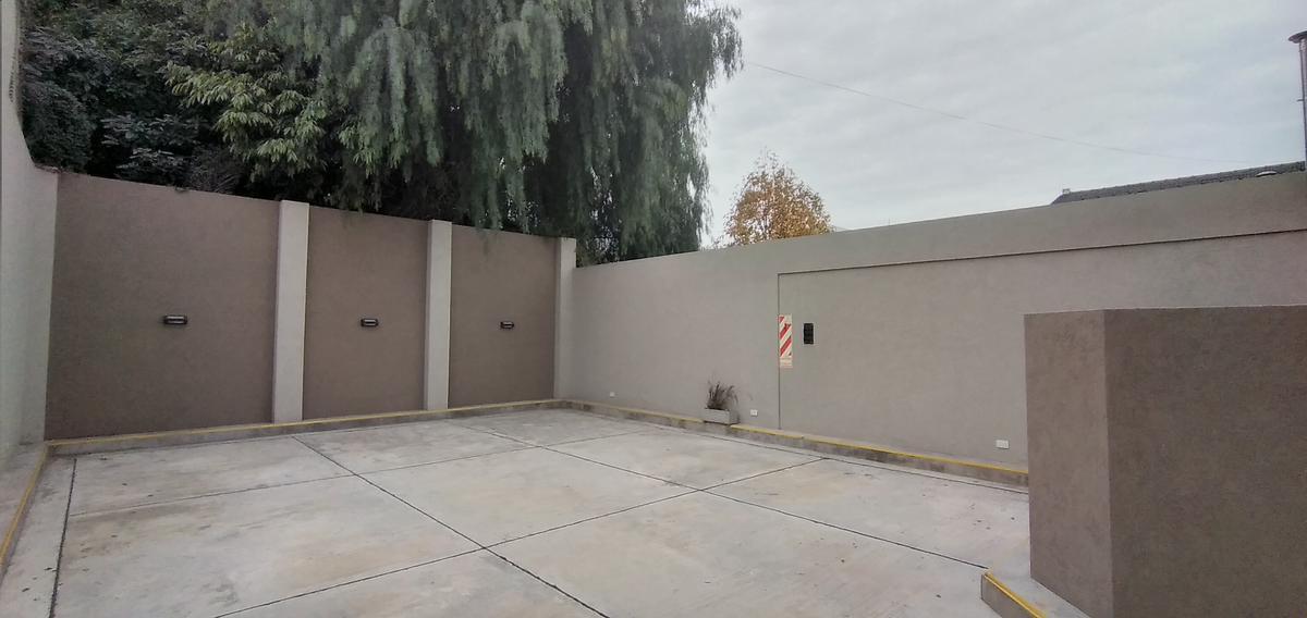 Venta - a Estrenar Semipiso 3 amb. c/ Cochera
