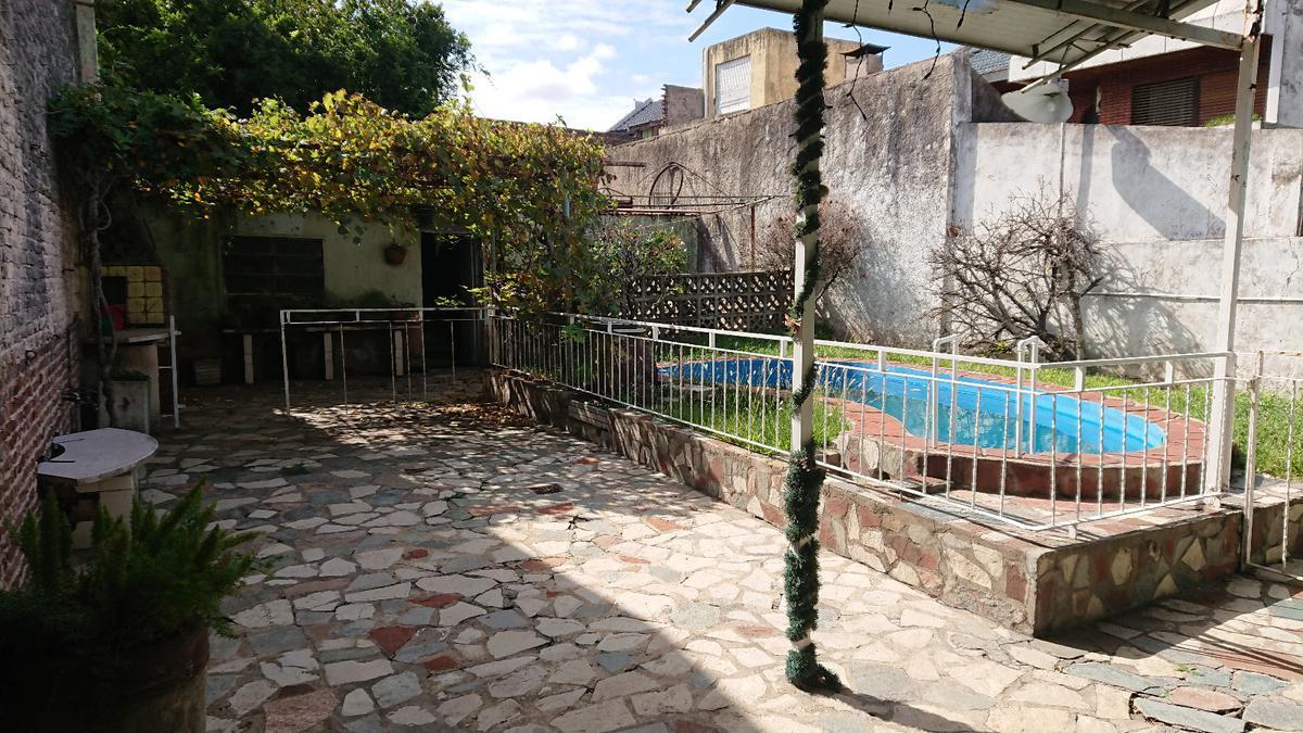 Terreno en  Ramos Mejia Sur  8,66 X 43 mts