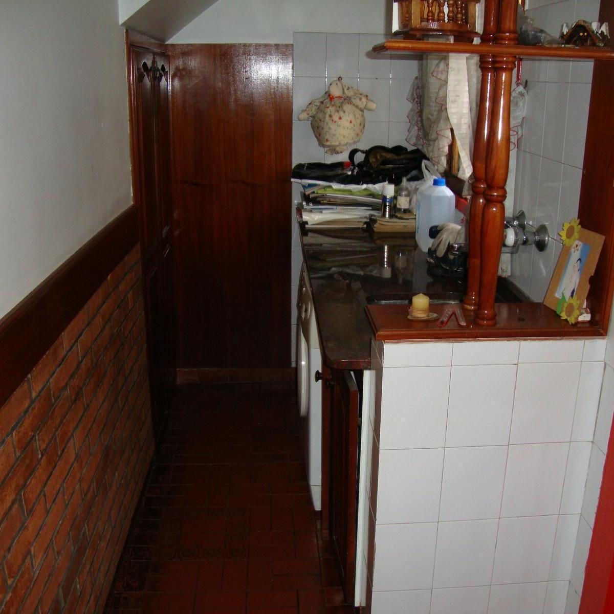 Foto de Chalet en Venta - 4 amb. - Quincho y Pileta - Ramos Mejia, imagen 3