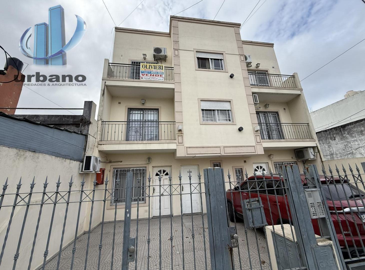 Departamento en Alquiler 2 amb. c/ terraza propia - Ramos Mejia