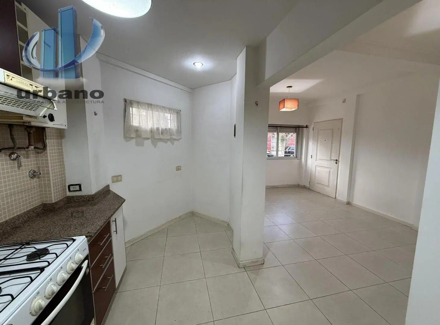 Departamento en Alquiler 2 Amb. en Planta baja c/ patio 5