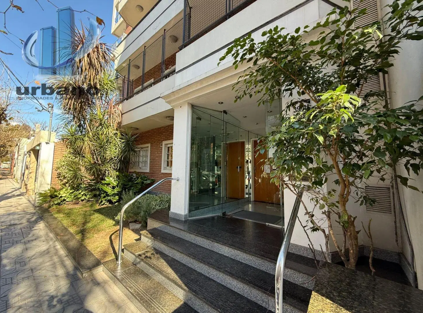 Departamento 2 Amb. en Alquiler amplio - Ramos Mejia Centro 3