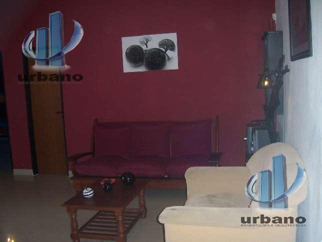 Foto de Casa en Venta en Villa Luzuriaga, imagen 2