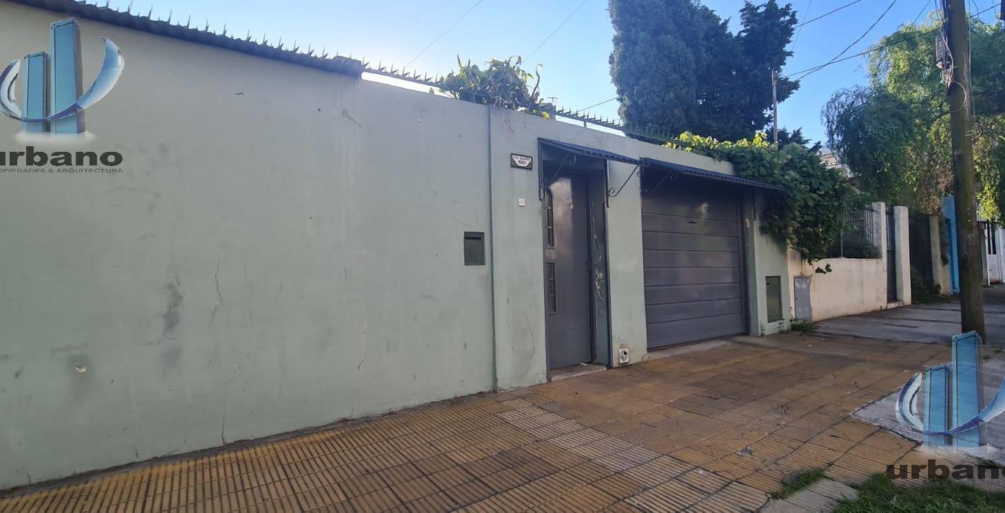 Foto de CASA SOBRE 3 AMBIENTES ,GGE PASANTE , HERMOSO QUINCHO, PARRILLA FONDO, imagen 2