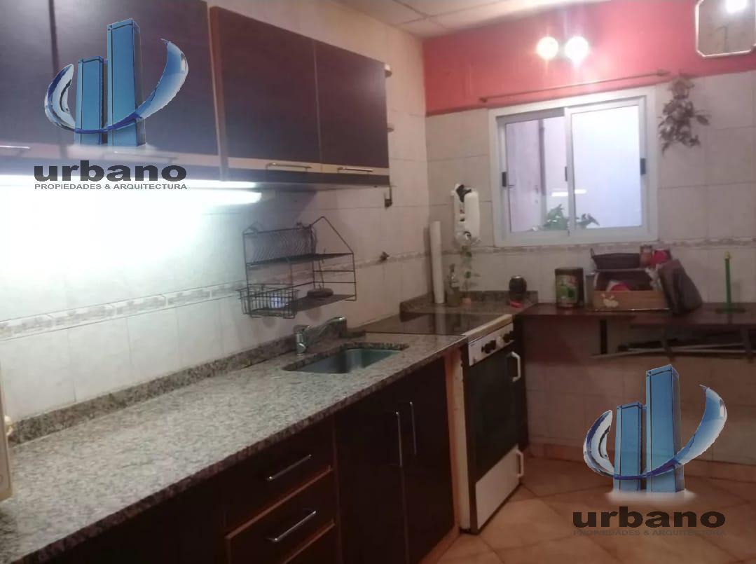 Foto de CASA SOBRE 3 AMBIENTES ,GGE PASANTE , HERMOSO QUINCHO, PARRILLA FONDO, imagen 4