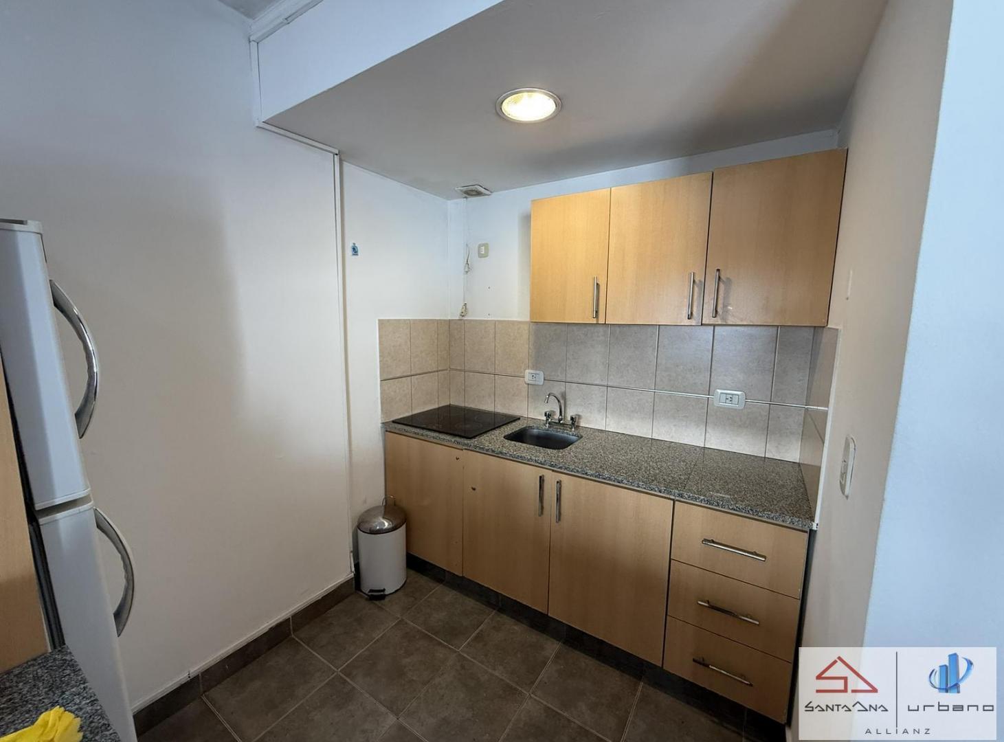 Foto de Departamento en Venta 2 amb. con terraza propia - Villa Sarmiento, imagen 3