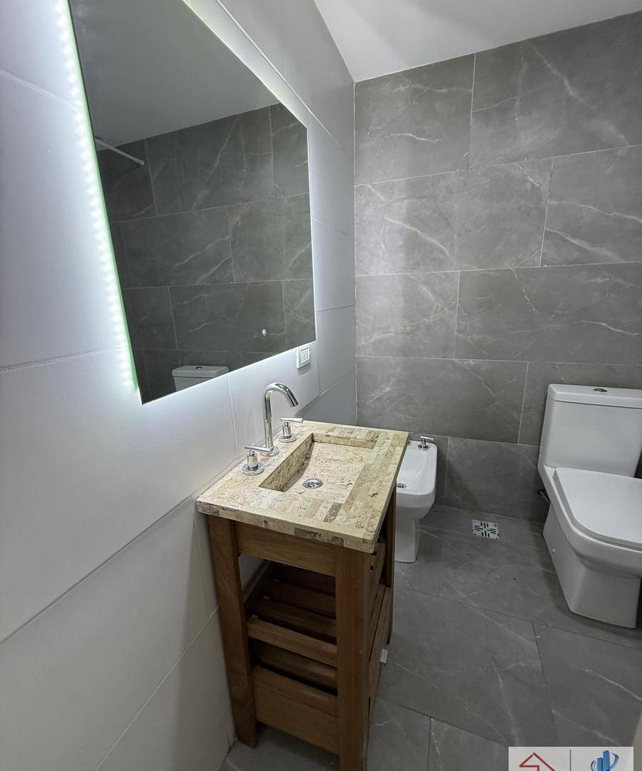 Foto de Departamento 2 AMB. en Alquiler c/ Cochera - Ramos Mejia Residencial, imagen 5