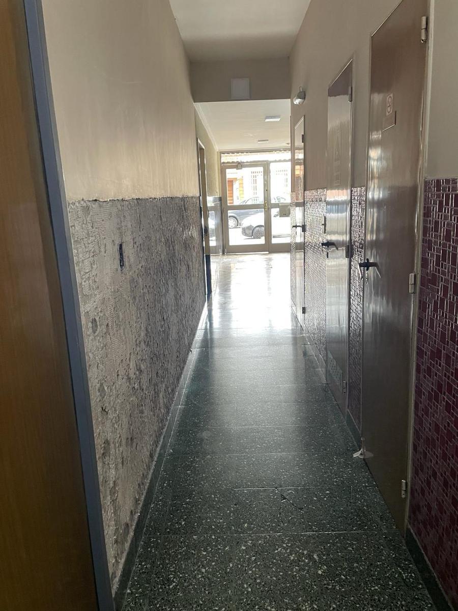 Departamento de 3 Ambientes Contrafrente 5