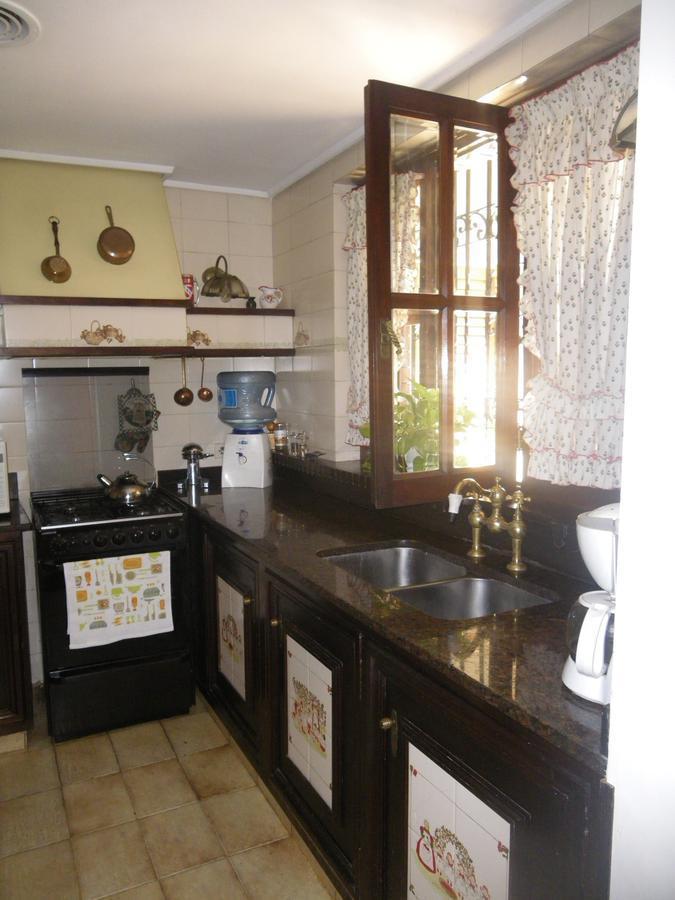 Foto de Excelente Casa de 5 ambientes en Barrio Caferatta en Parque Chacabuco, imagen 5