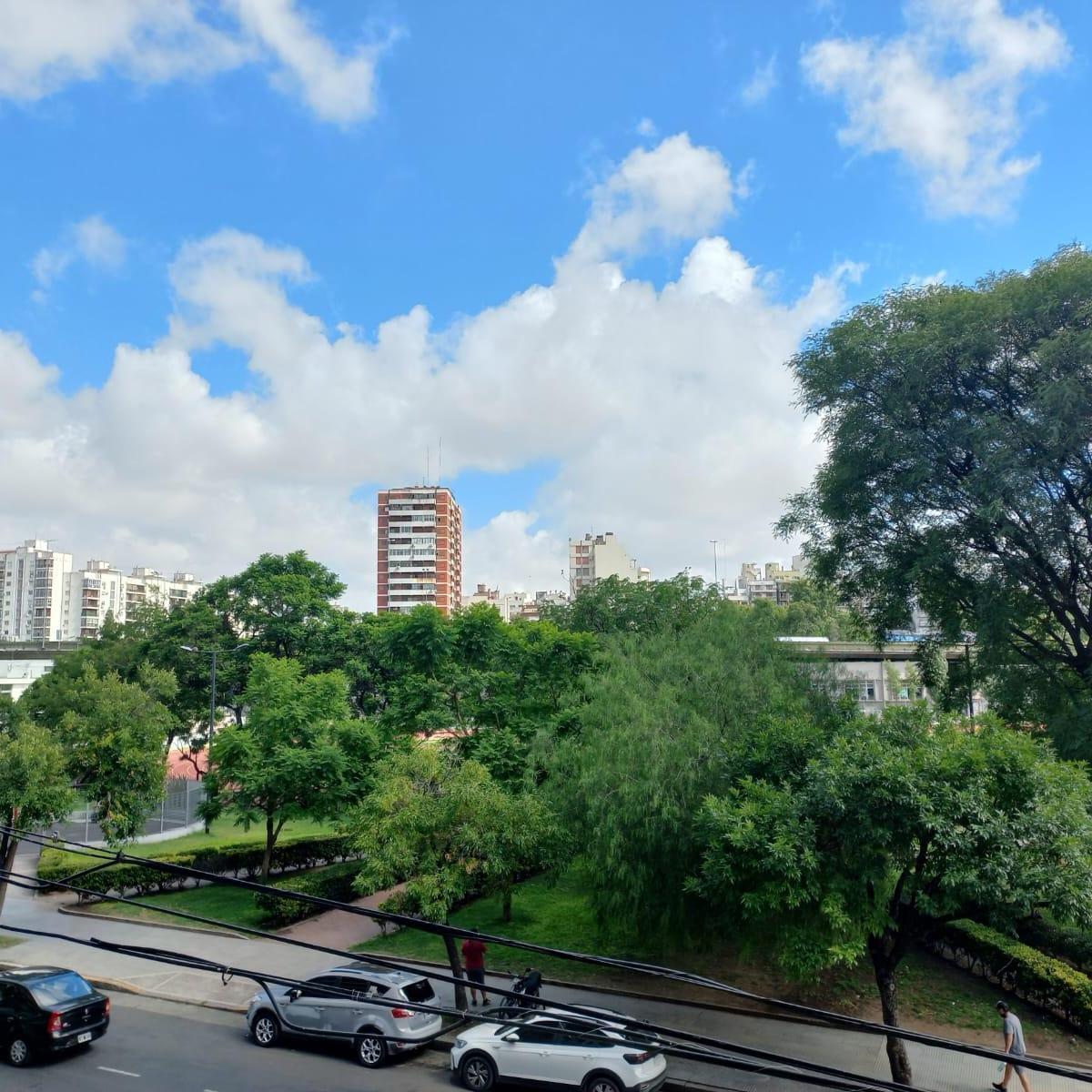 Departamento de 4 Ambientes C/dependencia Frente Al Parque 4