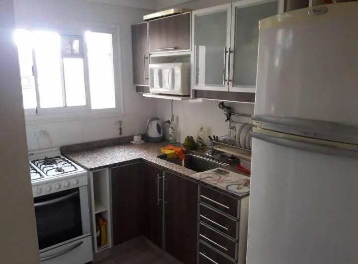 EXCELENTE DEPARTAMENTO DE 4 AMBIENTES CONTRAFRENTE 3