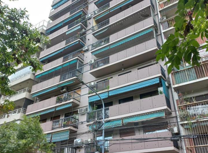 EXCELENTE DEPARTAMENTO DE 4 AMBIENTES CONTRAFRENTE 2