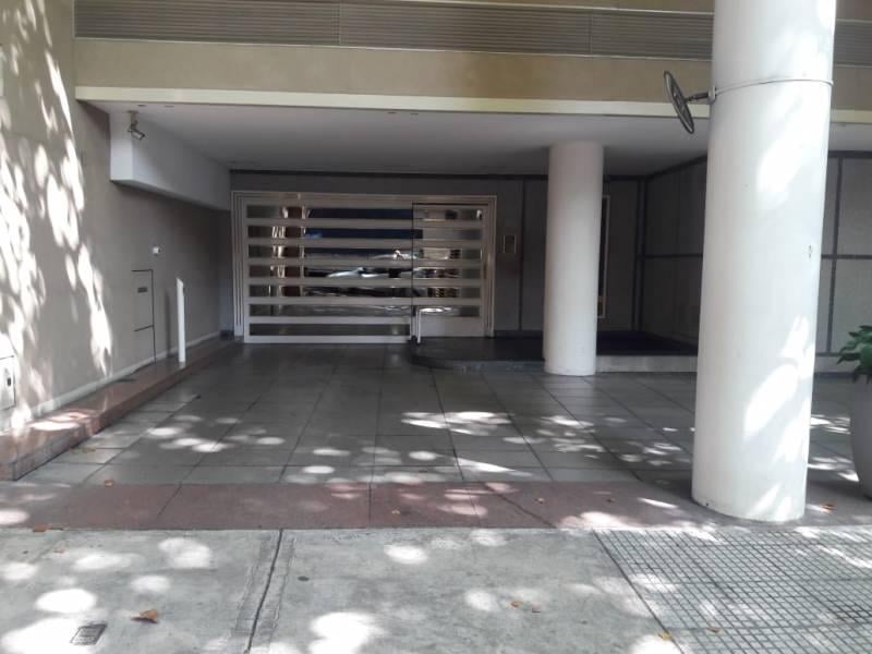 TRES COCHERAS EN VENTA EN BLOCK O SEPARADAS DESDE U$S20.000.-.-