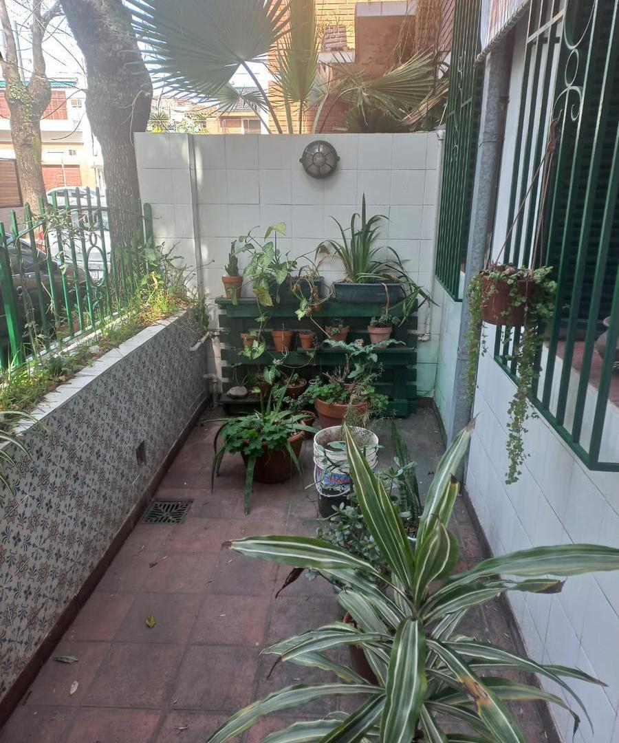 Foto de CASA EX MUNICIPAL DE 4 AMBIENTES C/PATIO Y PARRILLA, imagen 4