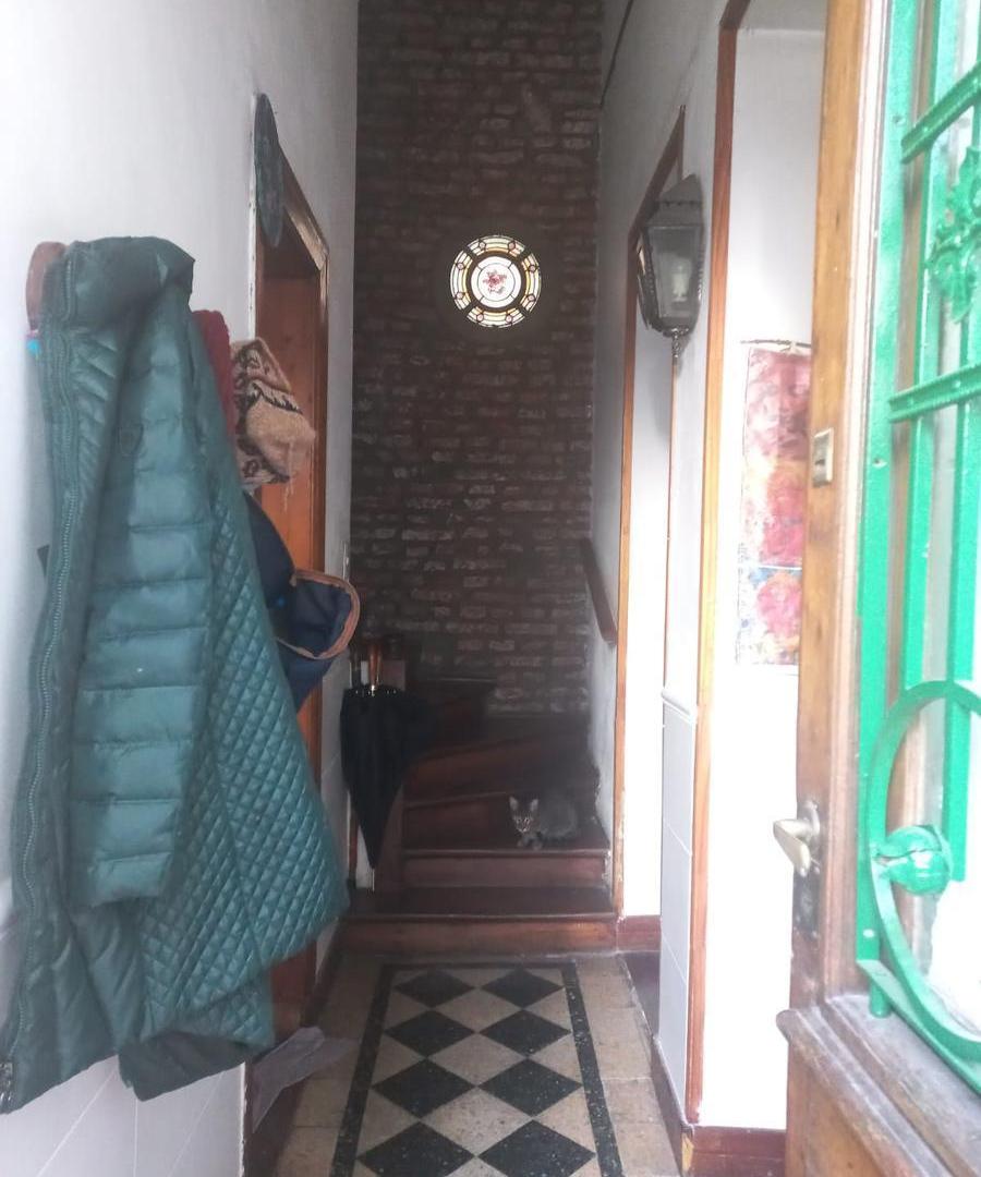 Foto de CASA EX MUNICIPAL DE 4 AMBIENTES C/PATIO Y PARRILLA, imagen 3