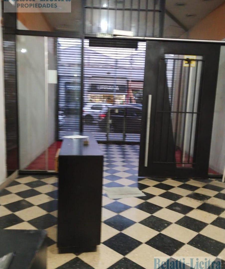 Foto de EXCELENTE LOCAL DE 64 M2 EN ZONA COMERCIAL, imagen 1