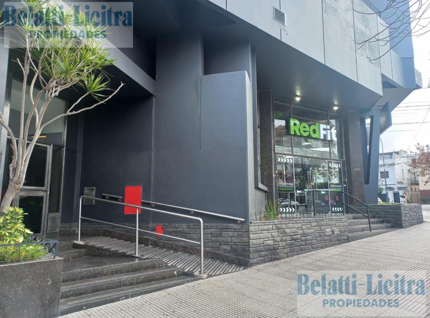 Foto de IMPECABLE DEPARTAMENTO DE 3 AMBIENTES AL FRENTE CON BALCÓN, imagen 4