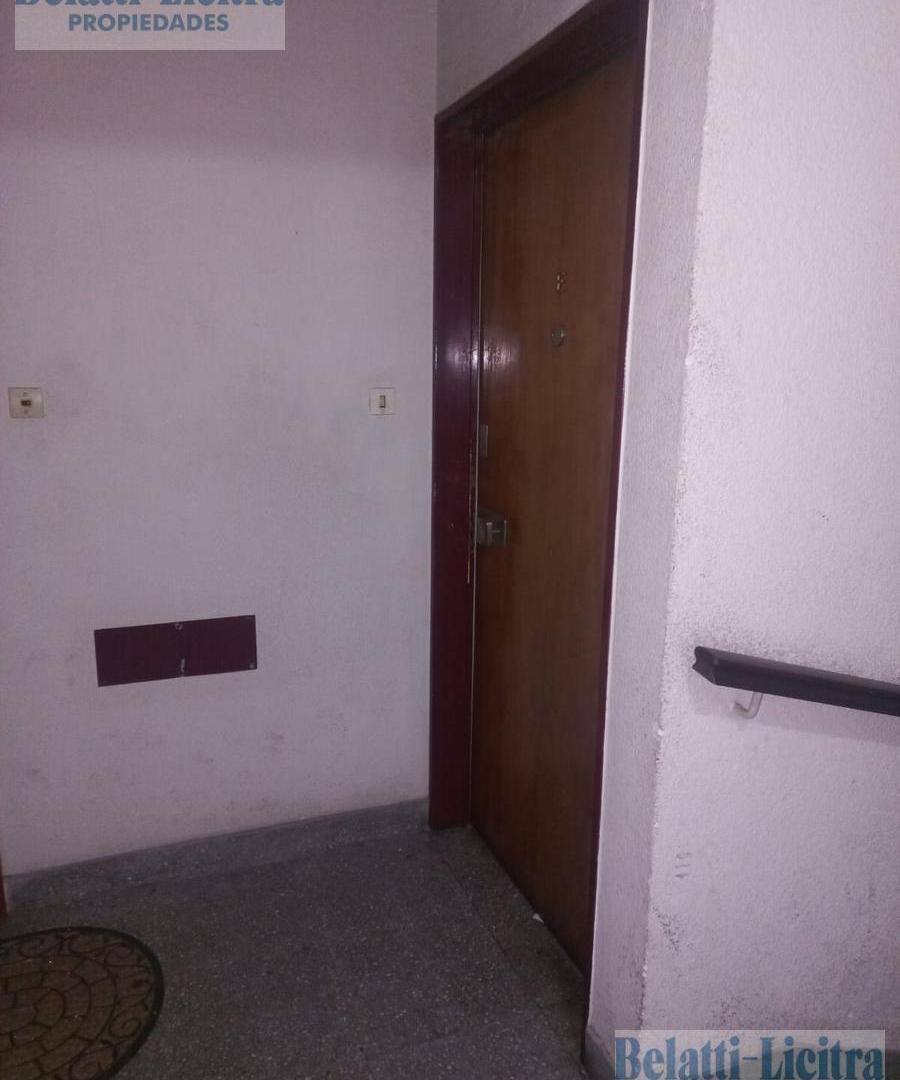 Foto de DEPARTAMENTO DE 2 AMBIENTES LATERAL C/BALCON FRANCES, imagen 4