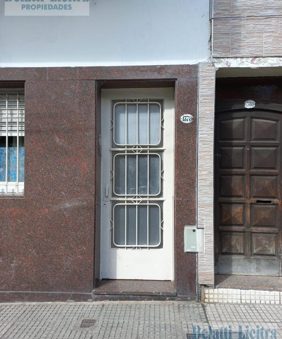 Foto de DEPARTAMENTO TIPO CASA LATERAL CON PATIO Y TERRAZA, imagen 3