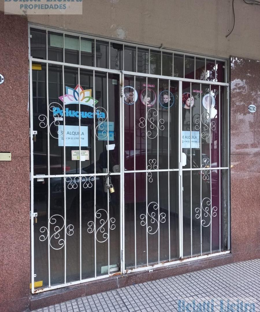Foto de LOCAL EN VIA PUBLICA DE 37 M2, imagen 2