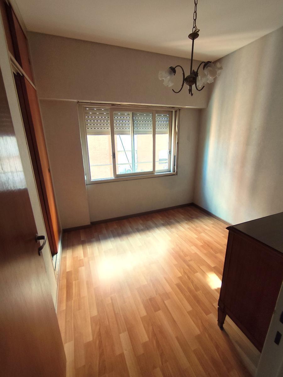 Venta Departamento de 4 Ambientes con Cochera y Baulera Colegiales 1