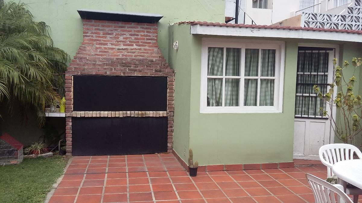 EXCELENTE CASA 5 AMBIENTES