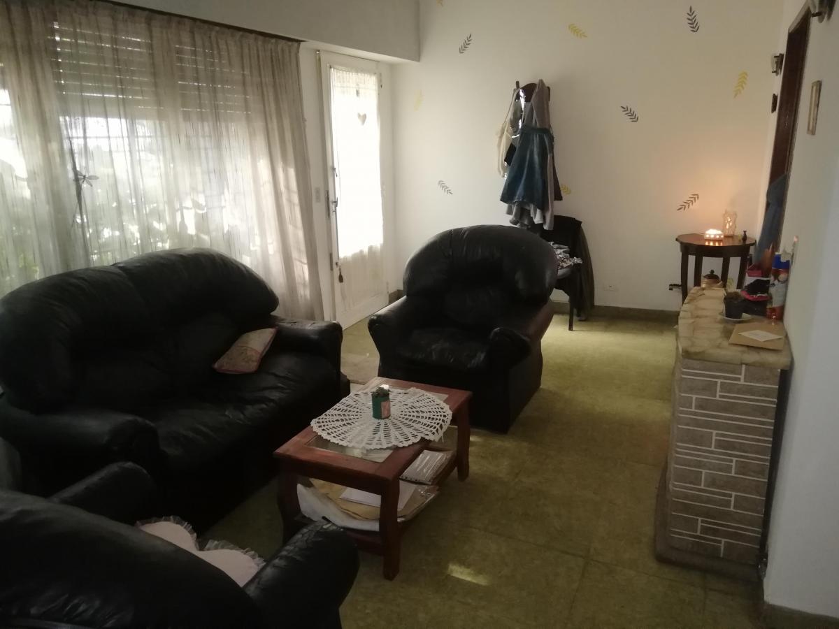 CASA 3 AMBIENTES EN VILLA SARMIENTO