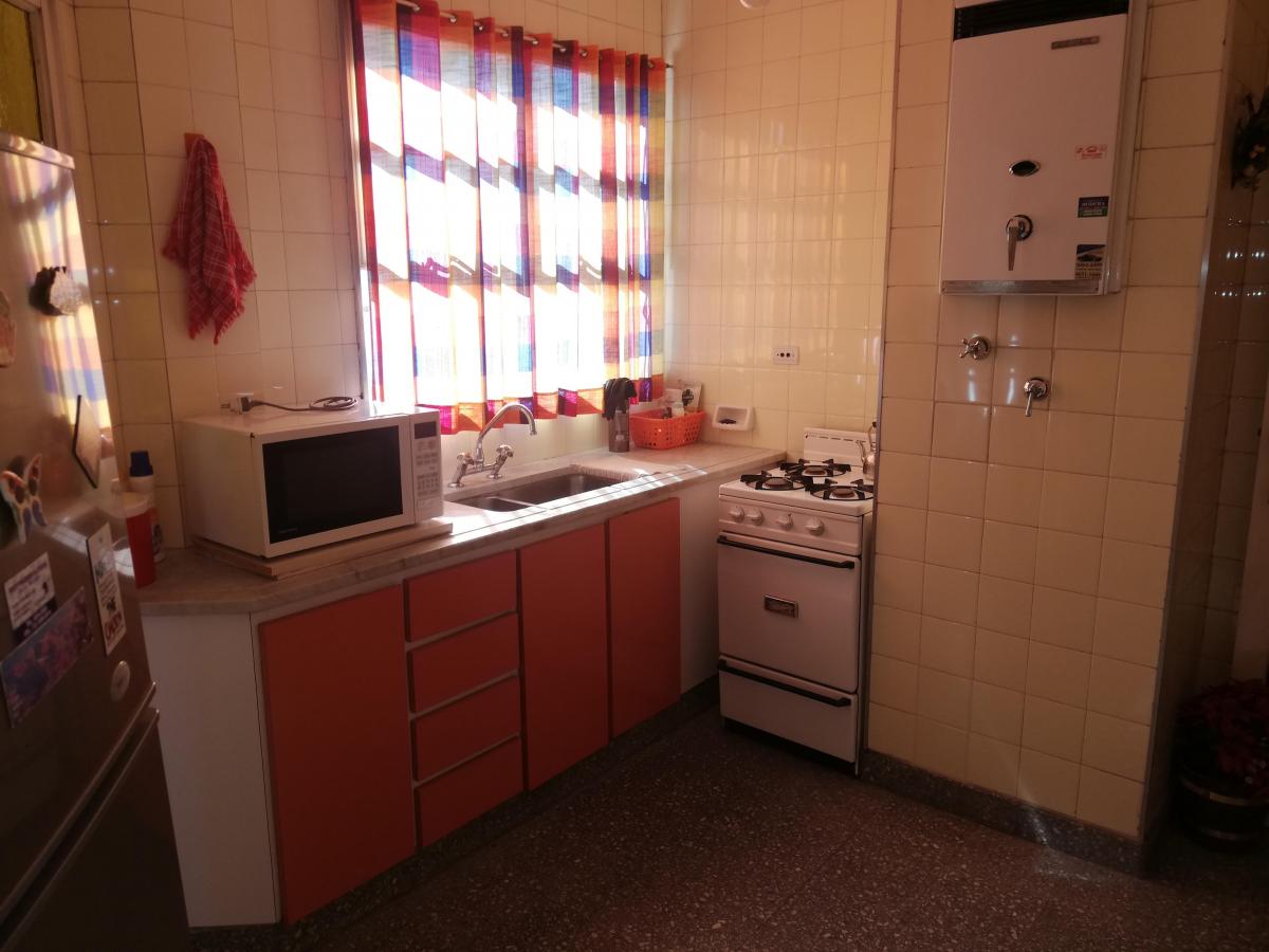 REGIO DEPARTAMENTO 4 AMBIENTES CON COCHERA/ EDIFICIO SABRA/ RAMOS MEJÍA