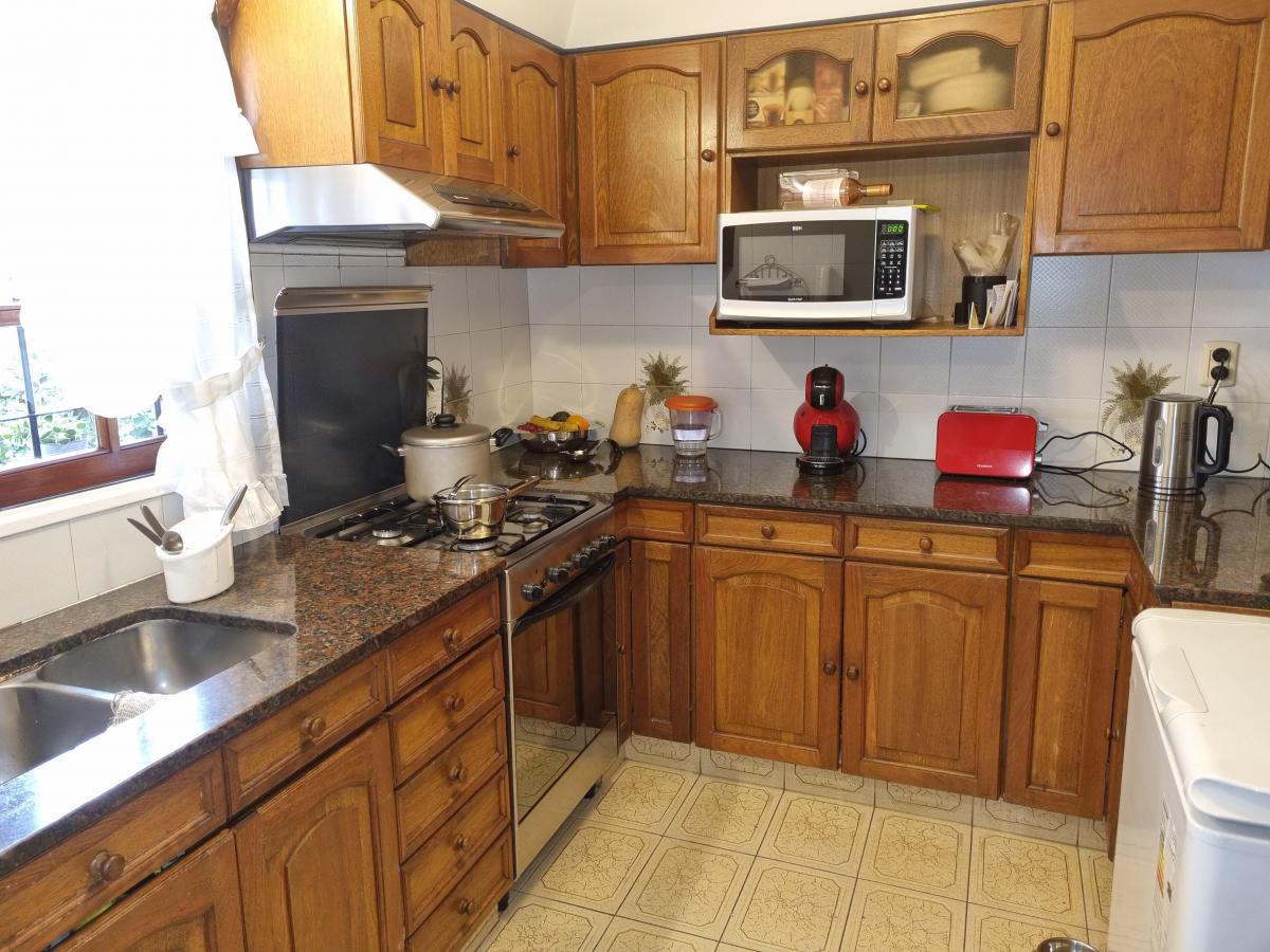 MAGNÍFICA CASA 5 AMBIENTES EN 3 NIVELES/ VILLA SARMIENTO
