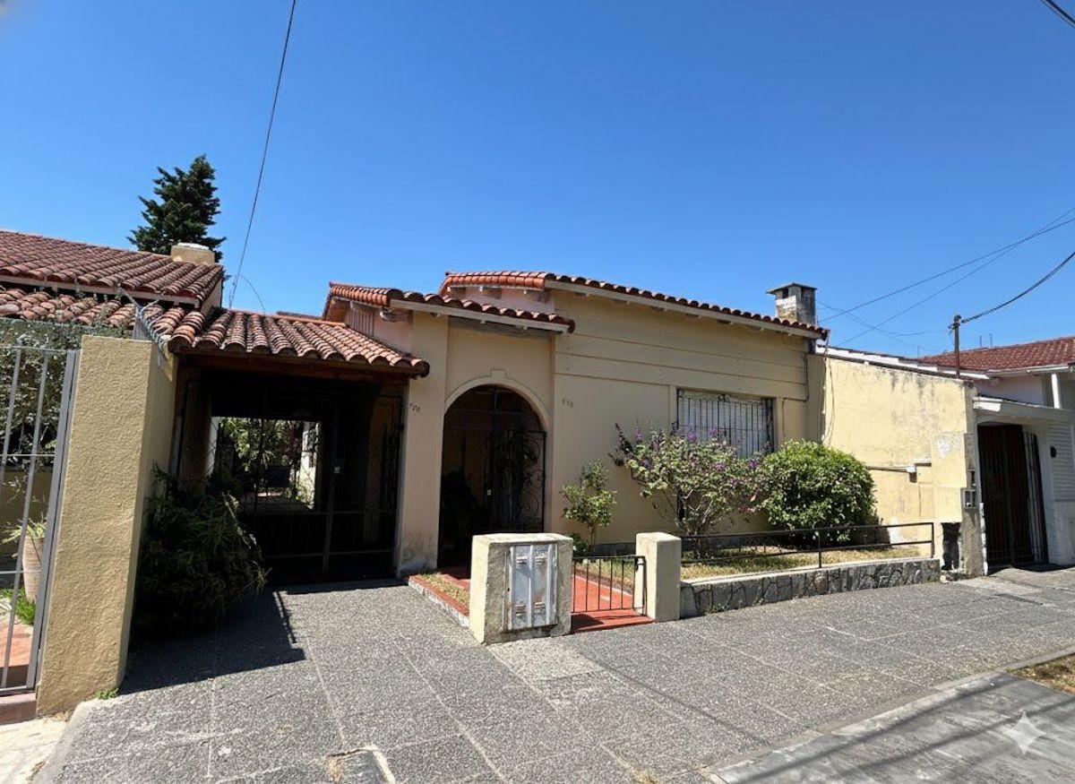HERMOSO PH DE 3 AMBIENTES/ BARRIO GÜEMES, HAEDO