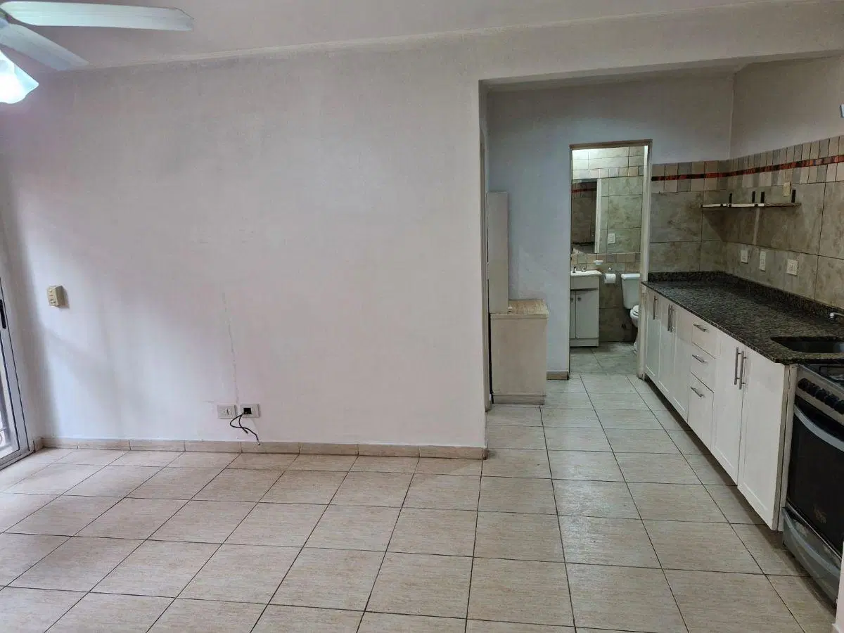 ALQUILER DEPARTAMENTO 2 AMBIENTES/ PLANTA BAJA/ PATIO/ VILLA SARMIENTO 5