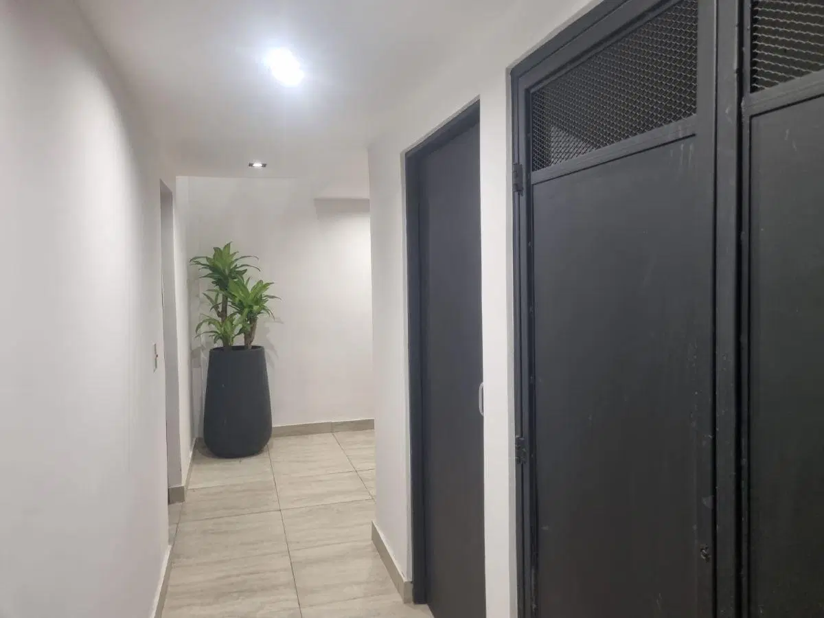 ALQUILER DEPARTAMENTO 2 AMBIENTES/ CON PATIO/ CASEROS 4