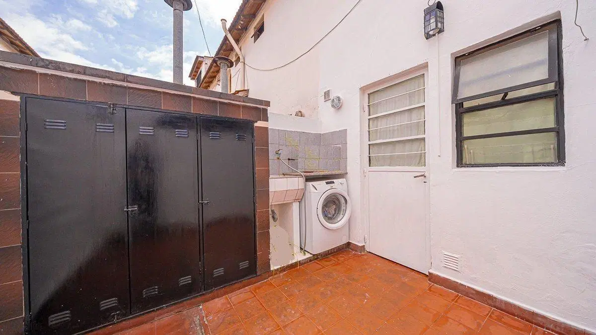 EXCELENTE DUPLEX DE 2 AMBIENTES AL FRENTE 2