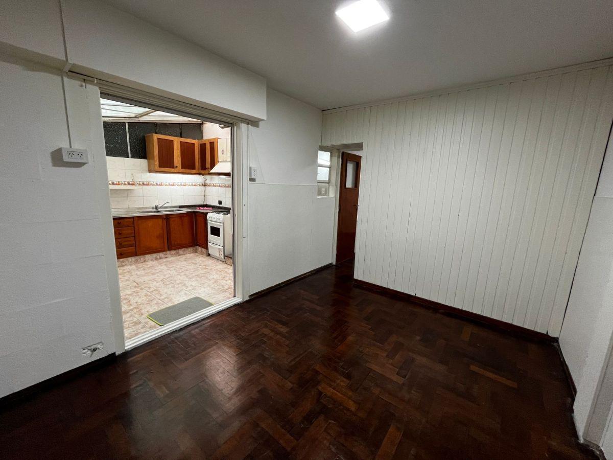 Foto de DEPARTAMENTO TIPO PH/ EN PLANTA BAJA/ VILLA SARMIENTO, imagen 3