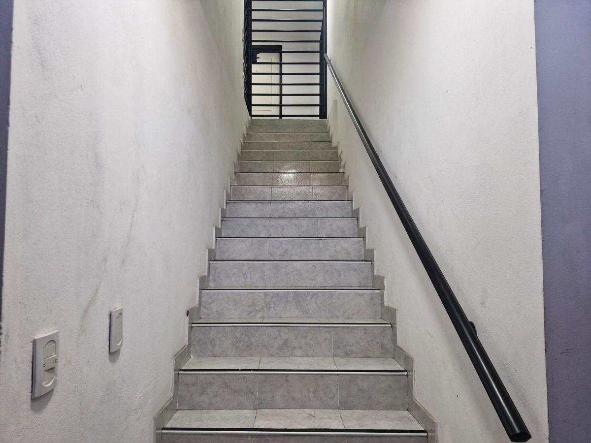 Foto de ALQUILER MONOAMBIENTE/ AL FRENTE/ VILLA SARMIENTO, imagen 4
