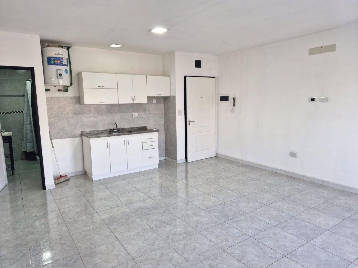 Foto de ALQUILER MONOAMBIENTE/ AL FRENTE/ VILLA SARMIENTO, imagen 5