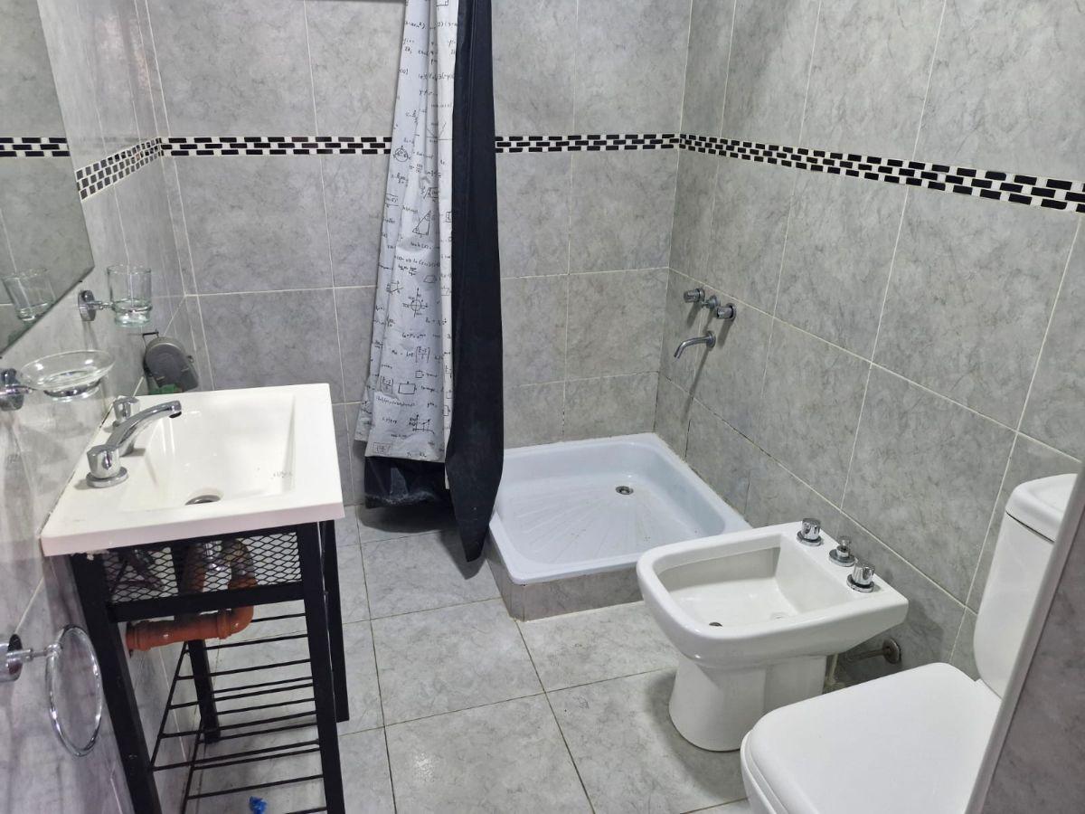 Foto de ALQUILER MONOAMBIENTE/ AL FRENTE/ VILLA SARMIENTO, imagen 2