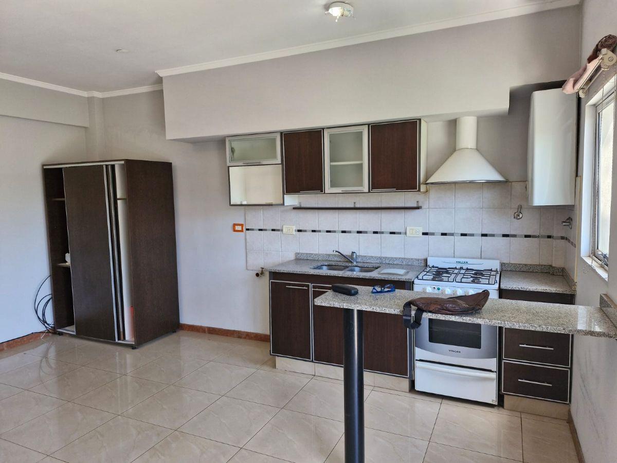 Foto de Alquiler Departamento 2 Ambientes/ Al Fte Con Balcón/ Cochera Cubierta, imagen 5
