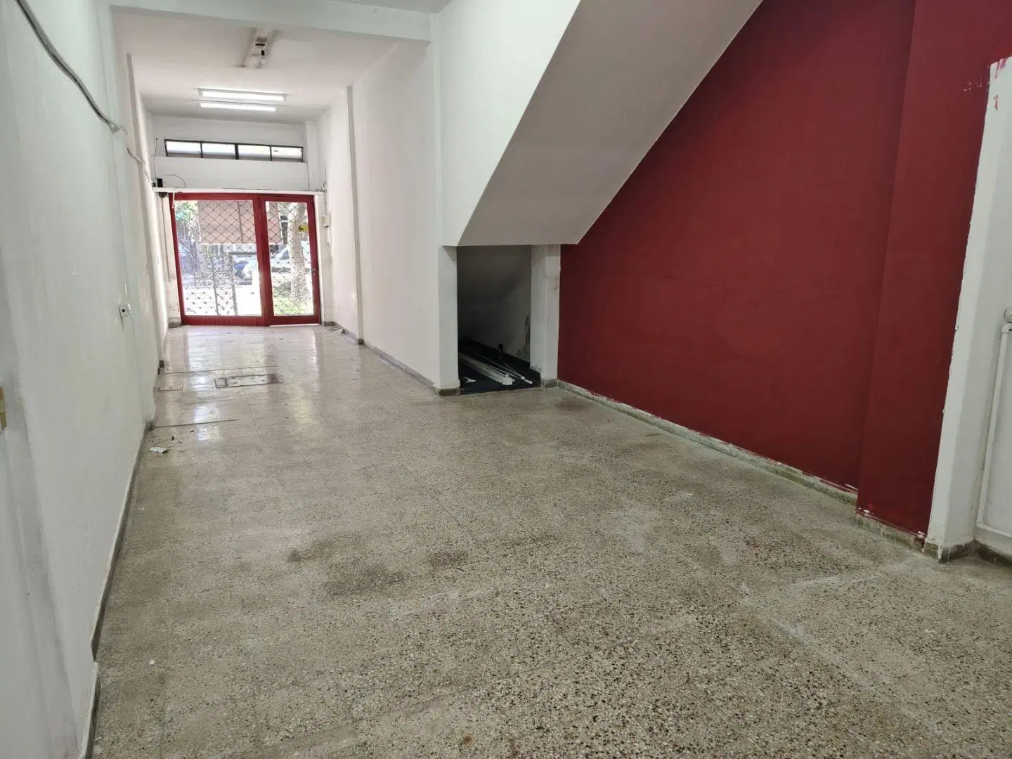 Local . | Av. Lope de Vega al 2500 2