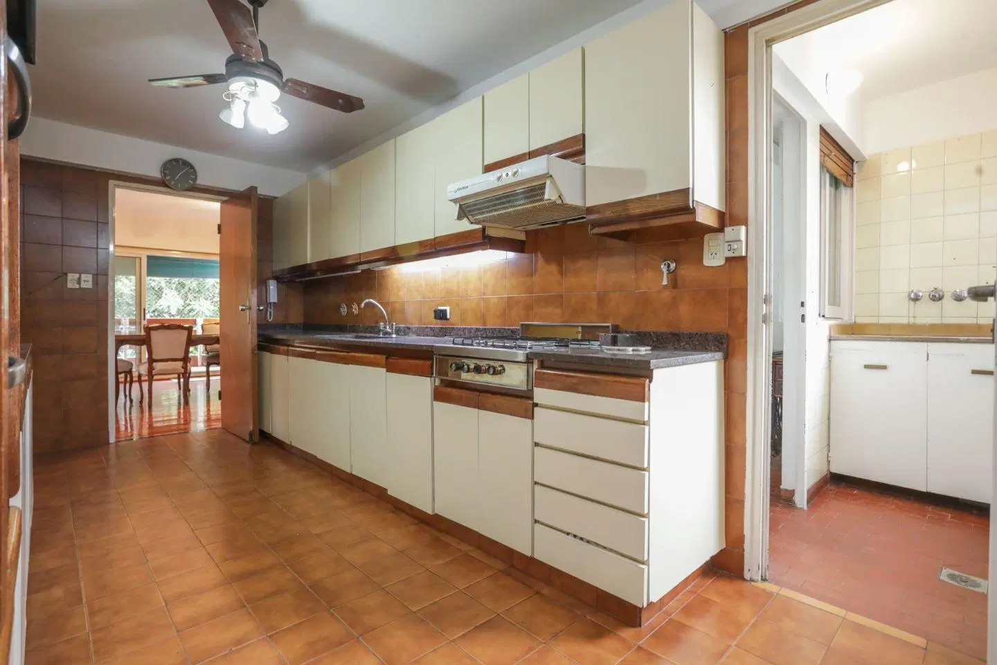 Departamento 4 ambientes. | Chivilcoy al 4400 8