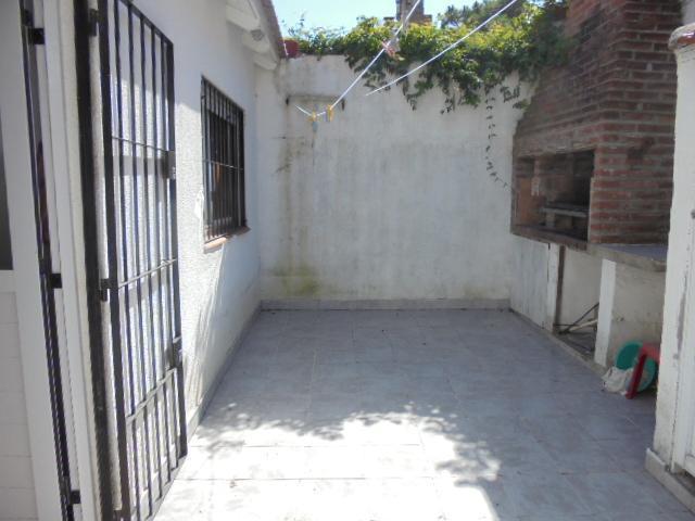Casa 2 Dorm.. | Av Mitre 2663 5