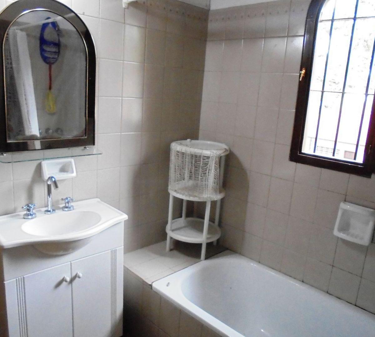 Casa 3 Dorm.. | Diagonal Estrada 249 4